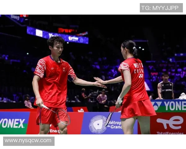 羽毛球混双战术配合与顶尖组合表现分析及提升策略 羽毛球混双战术配合与顶尖组合表现分析及提升策略