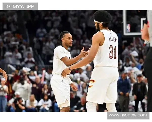 米切尔赛场爆发小插曲,裁判如何处理? 米切尔赛场爆发小插曲,裁判如何处理?