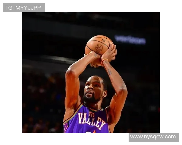 杜兰特赛场爆发小插曲，裁判如何处理？